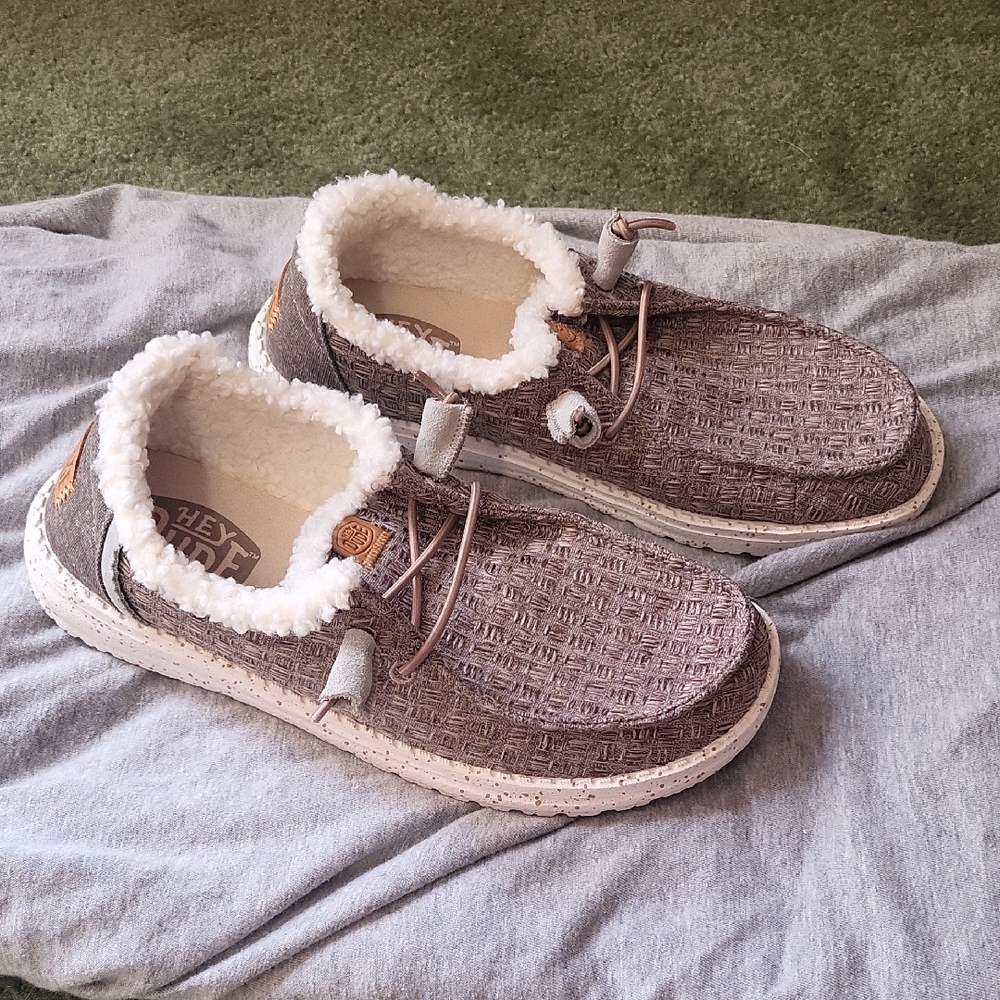 Hey Dude Greyish Brown Woven Fleece-Lined Size 7